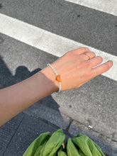 Load image into Gallery viewer, Croissant Pearl Bracelet