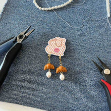 Load image into Gallery viewer, Mini Croissant Earrings