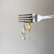 Load image into Gallery viewer, Oyster For One Earrings
