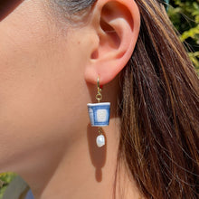 Load image into Gallery viewer, New York Breakfast Earrings
